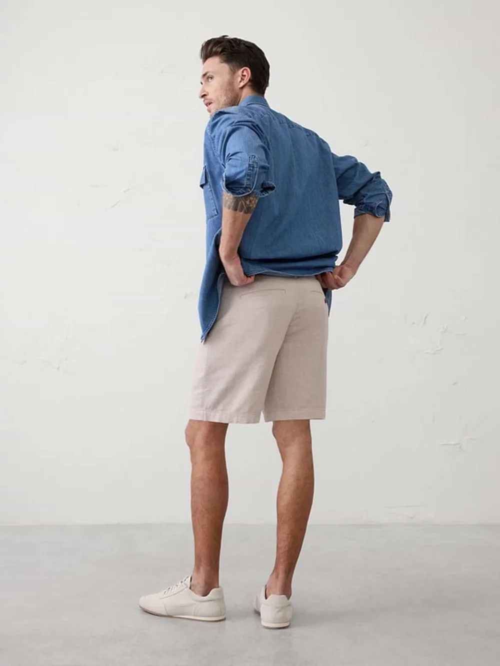 Banana Republic Light Beige Flat-Front Men's Shorts